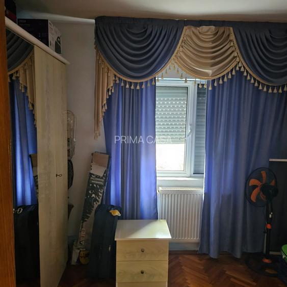 Apartament cu 3 camere ~ zona Brosteni / Colegiu ~ etaj 3 din 4 - 7