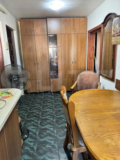 Apartament 54 mp + balcon, stadion, etaj 4, Ideal pentru renovare