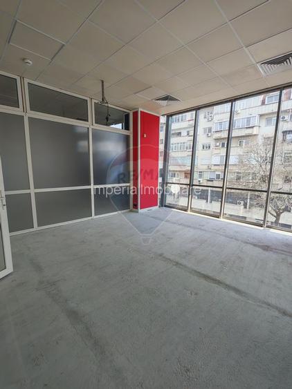 Spațiu de birouri ultracentral ideal pentru echipe mari/sediu firmă - 10