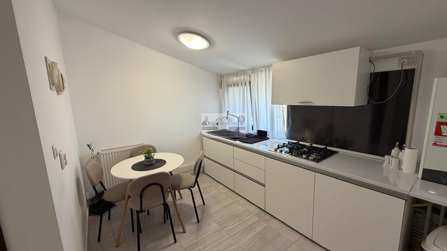 Apartament cu 3 camere, 75 mp, bloc nou Adjud