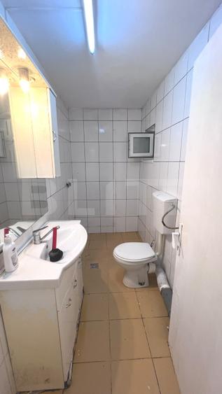 Spațiu comercial de vânzare, 195 mp utili, 500 mp teren, zona Central