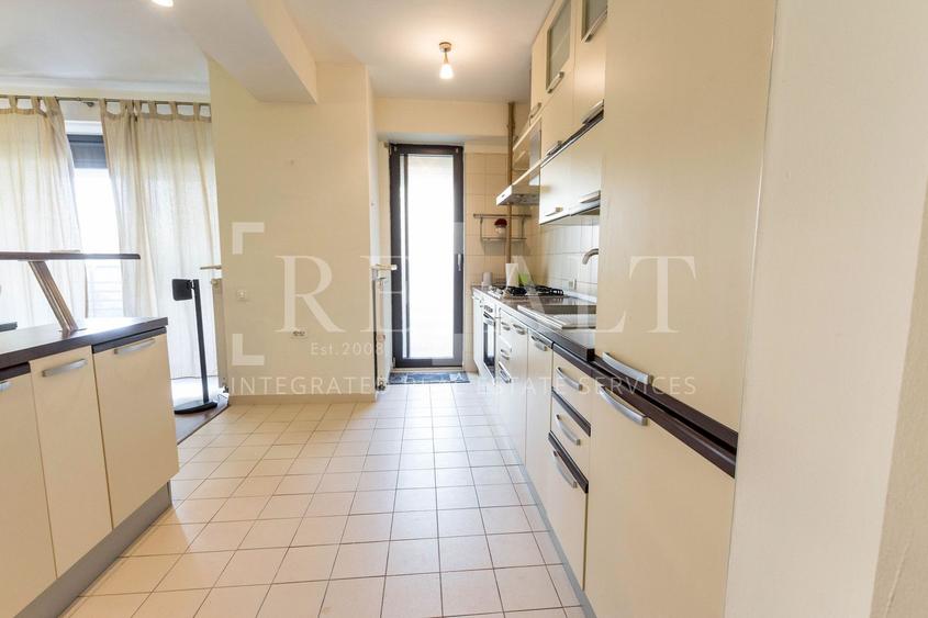 Inchiriere apartament 3 camere | Parcare, Vedere parc | Central Park