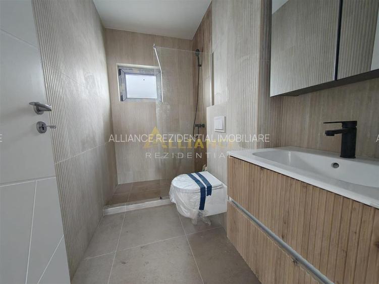 CASA PARTER -3 camere-2 BAI-TEREN 320 MP - 12