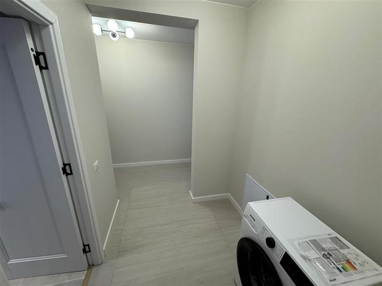 Ap 3 camere, 2 bai, etaj 1, parcare, bloc nou, central , 80 mp, premium