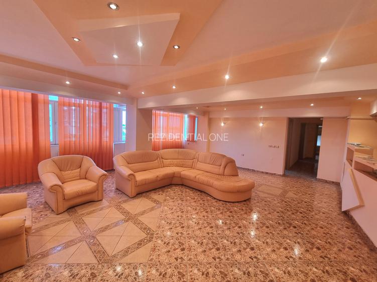 Apartament-spectacol/ 101 mp utili/ living de 54 mp! Unic în Bacău! - 2