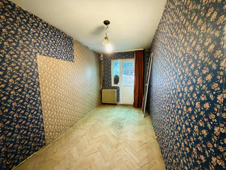 Apartament 3 camere, semidecomandat, 52mp - zona Sagului