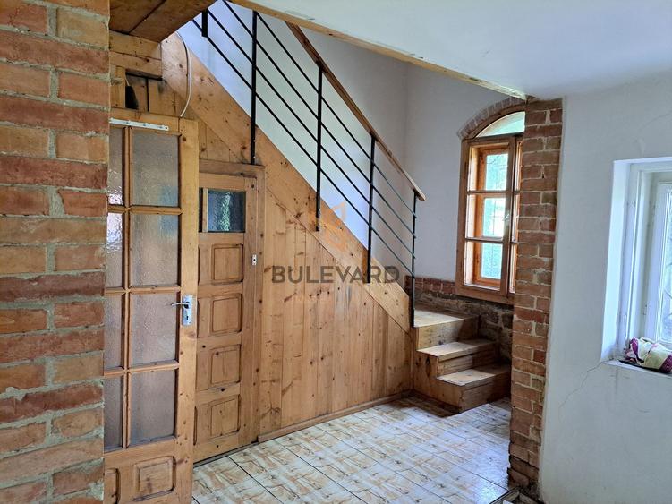 Casa individuala + teren 947 mp