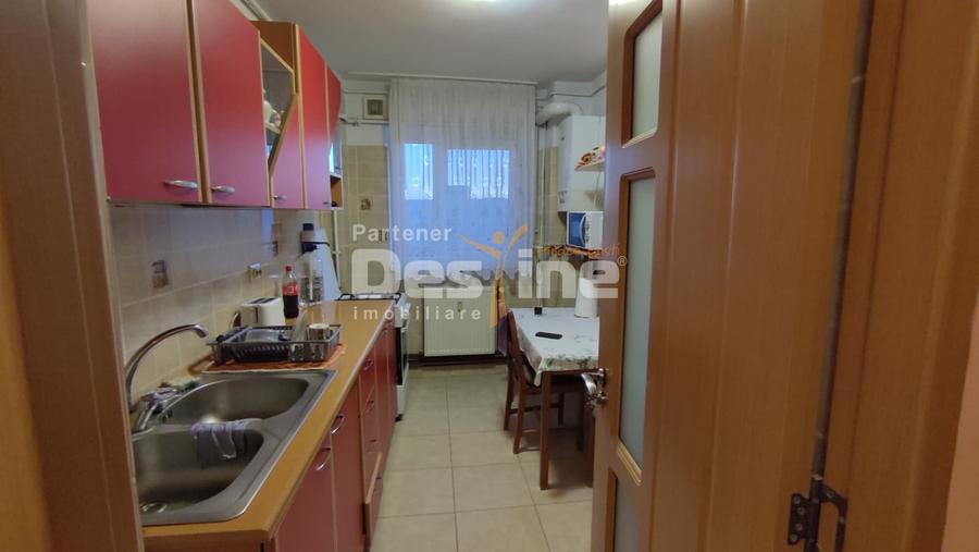 Bârnova | 2 camere | 55mp | et 10 | centrala proprie | anvelopat | 95.000 euro