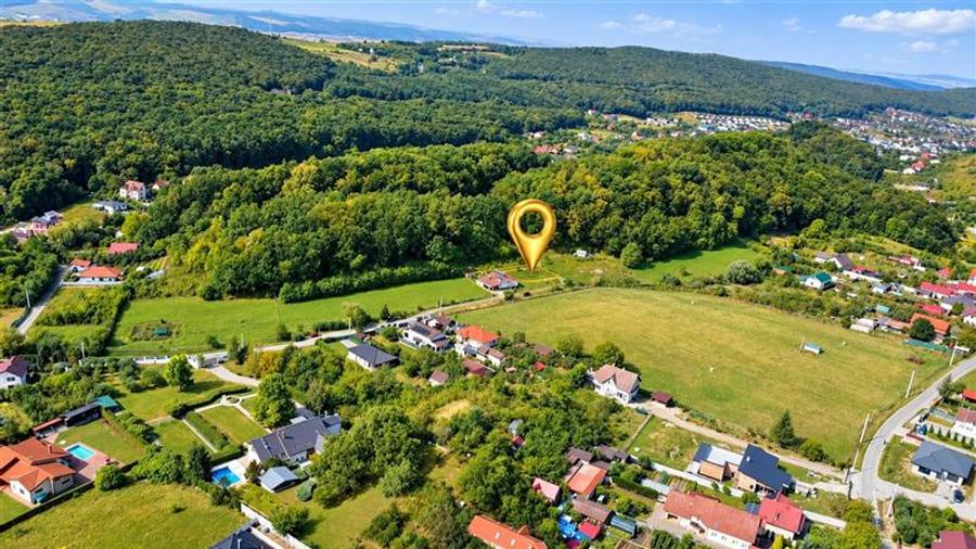 Teren premium de 500 mp la marginea padurii: oaza de liniste si intimitate