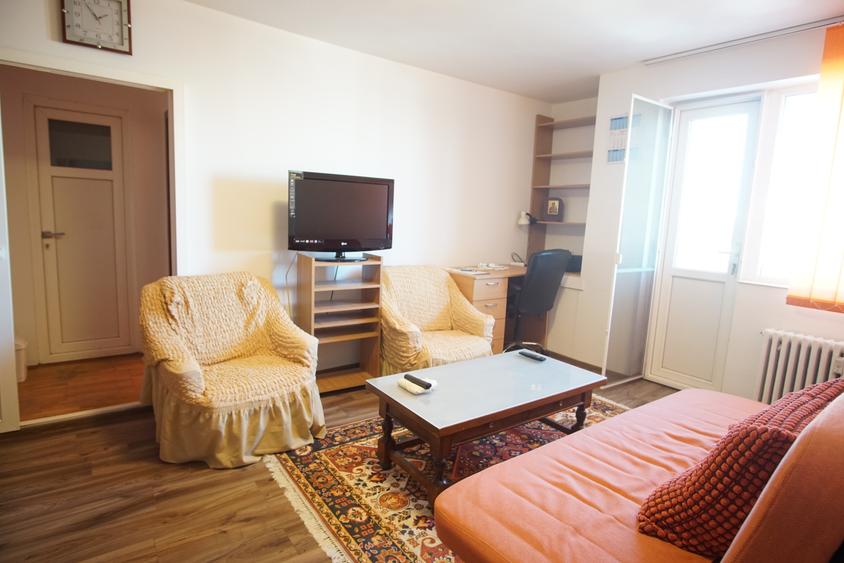 Mihalache Piata Chibrit Metrou 1 Mai in fata blocului 2 Camere Contract ANAF