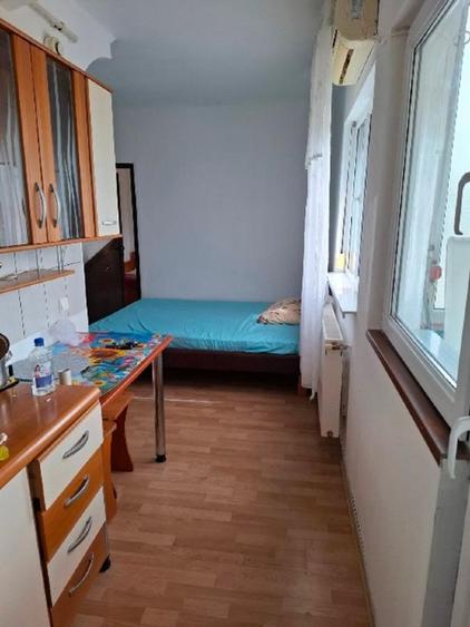 Vând apartament 2 camere