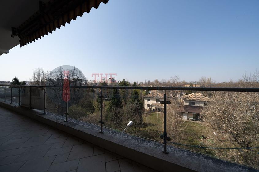 Apartament 4 camere premium – Aron Cotruș, terasă generoasă + parcare