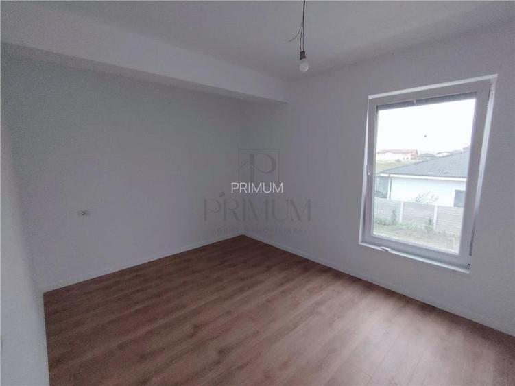 DUPLEX MODERN - ZONA CENTRALA - SEPARAT PRIN BAIE - GAZON SI SISTEM DE IRIGARE - 4