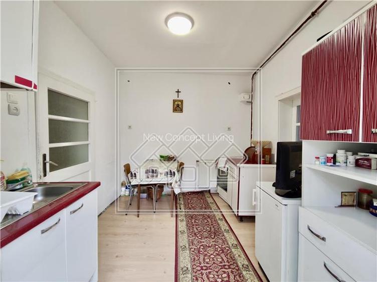 Ap 4 camere - etaj 2 - zona Ultracentrala - ideal investitie - 11