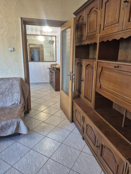 2 camere, et 4/8, strada Turda cu Ion Mihalache