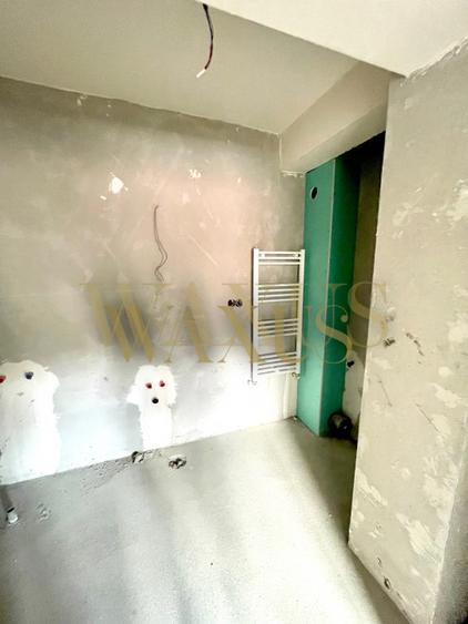 Apartament Semifinisat - 3 camere | Balcon | Parcare - zona Terra