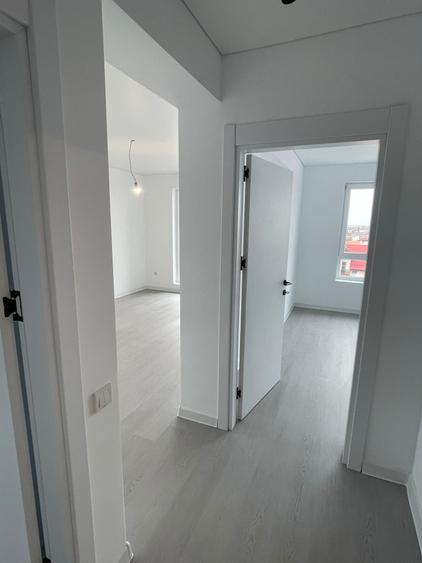 Apartament 2 camere decomandat-balcon spatios – Zonă liniștită