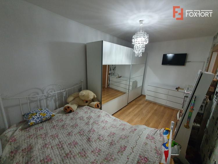 Apartament cu 2 camere, etaj 2 - zona Dambovita