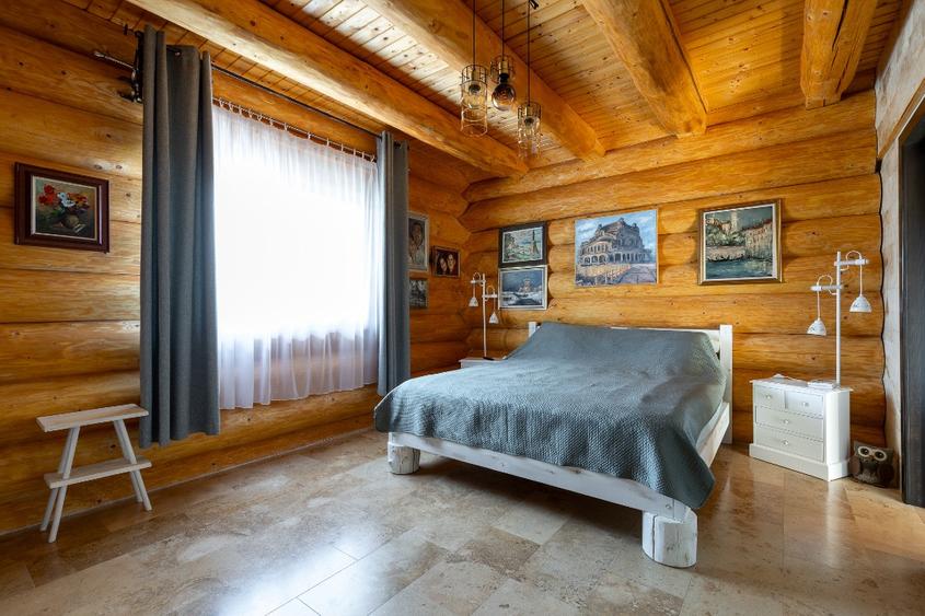 Casa din bustean rotund