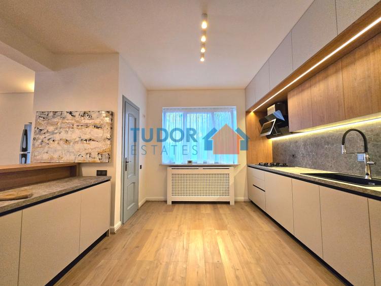 Beautiful Fully Renovated 5 Bedroom Villa in Iancu Nicolae