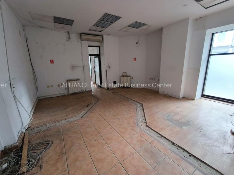 CENTRU - Bdul Tomis spatiu comercial cu vitrina stradala! - 5