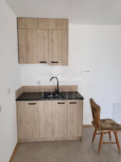 Apartament 3 camere în zona SEMICENTRAL