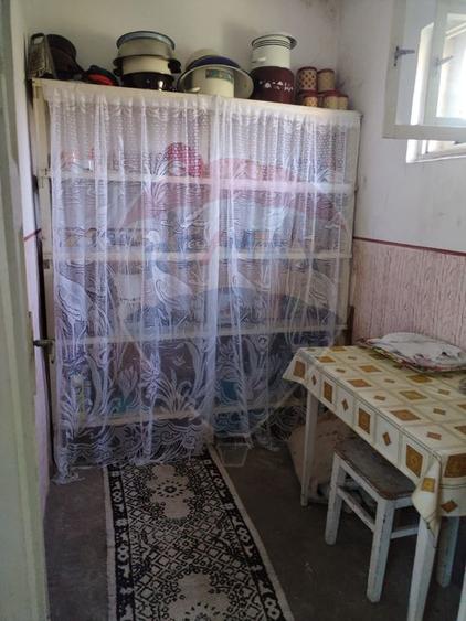 Casa traditionala si teren in s.f de 679 mp, Vadu Izei