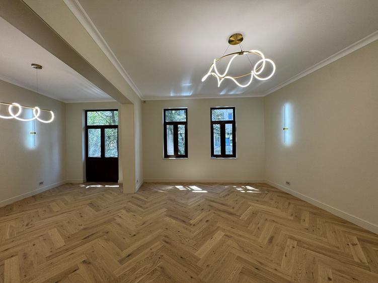 4 camere ||  Mihai Eminescu -Piata Romana || vila interbelica