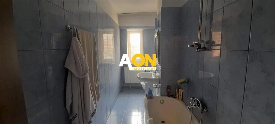 Apartament 3 camere cu scara interioara zona ultracentrala