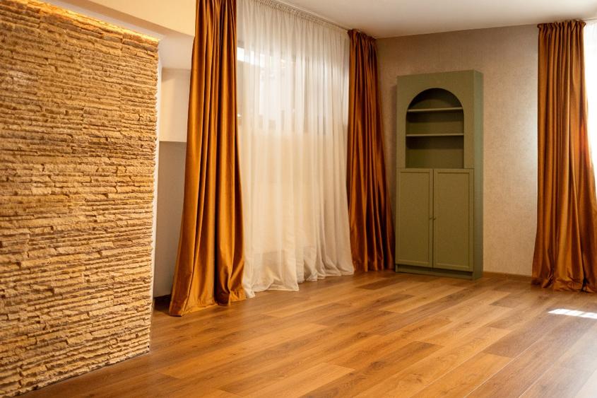 Apartament cu 2 camere de vânzare, proprietare, comision 0. Zona Bucurestii Noi
