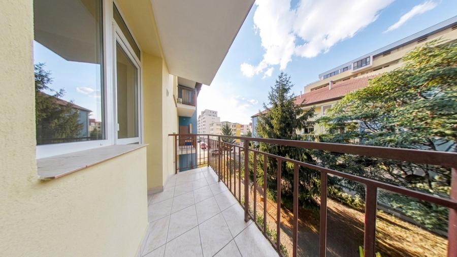 Apartament cu 2 camere de închiriat în Micălaca, zona 300