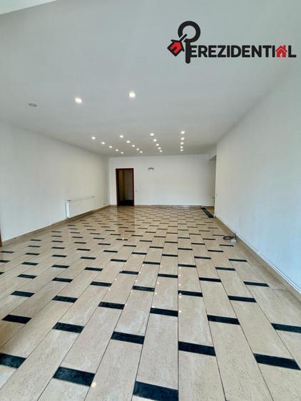 Apartament - 4 camere-3 bai- parcare subterna- zona Primăverii