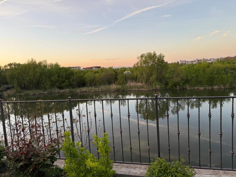 PREMIUM Casa cu vedere spre lac - Pipera - Cartier Rezidential