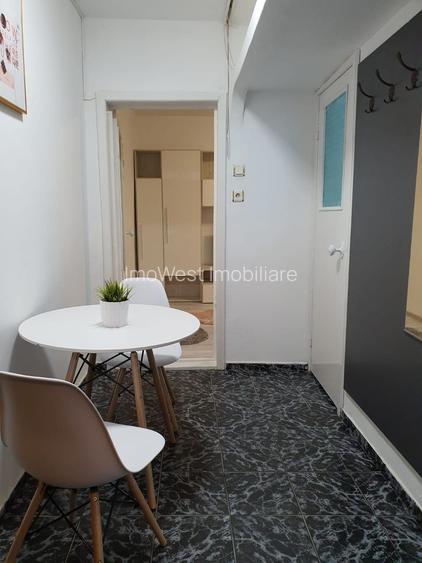 Spitalul jdetean | 2 Camere | Etaj 1 | Disponibil imediat - 7