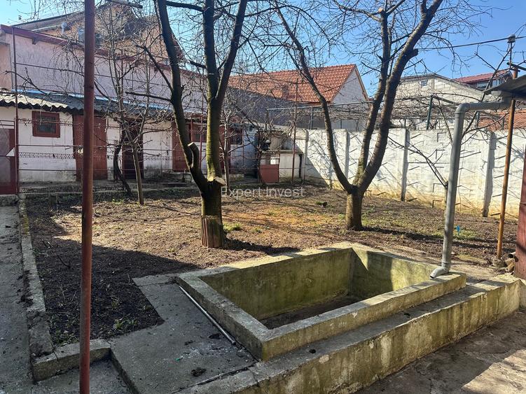 Casa 3 camere - singur in curte - zona Trei Stejari - nemobilata - 12