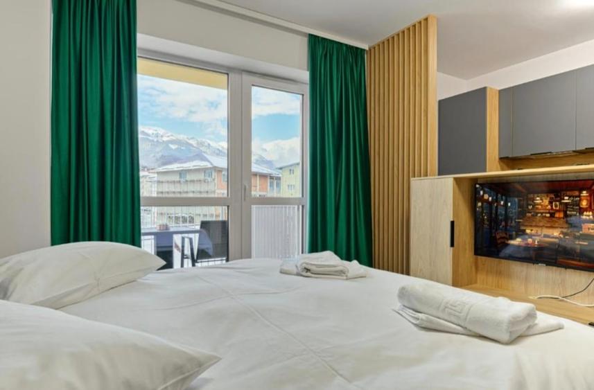 Studio - Garsoniera Green Future Sinaia mobilta si utilat complet