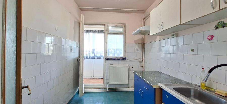 Apartament cu potențial, 59 mp, zona General – utilități separate