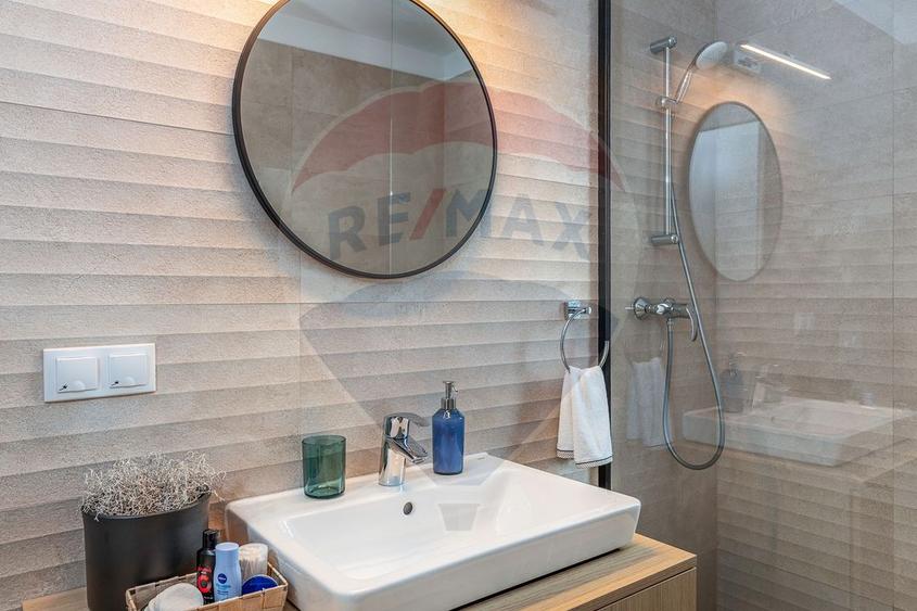 Apartament 3 camere premium | Pietonala Coresi | 75 mp | parcare