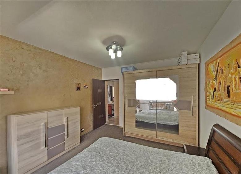 Inchiriere apartament 2 camere Tudor Str. Cutezantei etaj 1