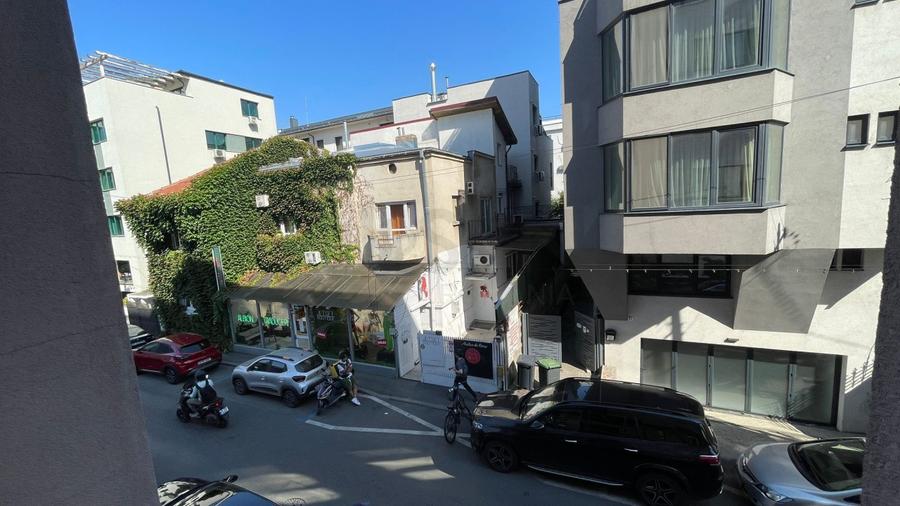 REA1020846 Dorobanti l 2 Camere l Bloc Nou