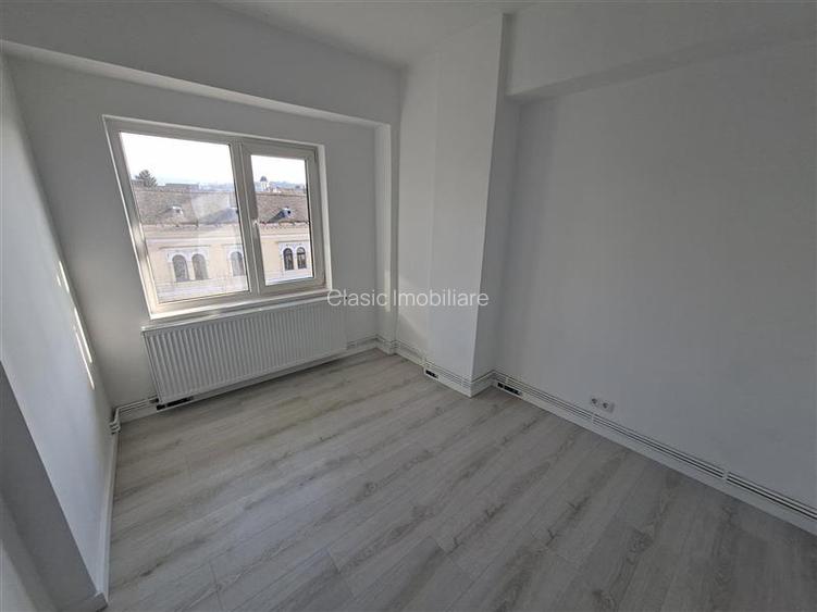 Vanzare apartament 4 camere pentru locuit sau sediu firma, birouri Centru, Cluj- - 3