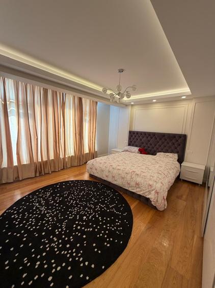 Apartament de lux, 200 mp, etaj intermediar, Radauti