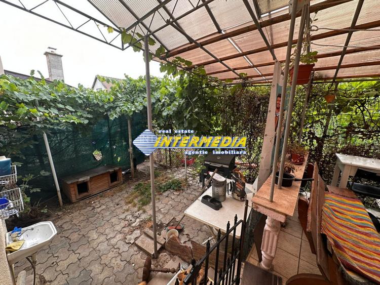 Inchiriere Casa Mobilata 6 Camere CETATE pretabila pentru muncitori - 12