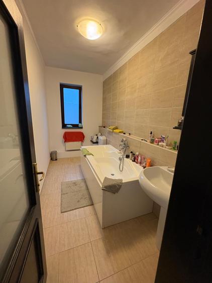 Casa Exclusivistă 9 Camere - Sector 1 - Sisesti - 722 mp.