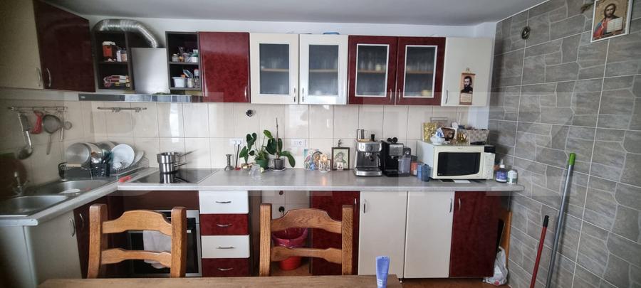 Casa si un teren de 3000mp, Mitocul Dragomirnei
