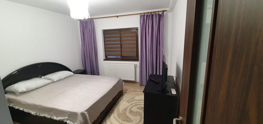 Apartament  cu 3 camere de închiriat, zona  Faleza Nord-Reyna