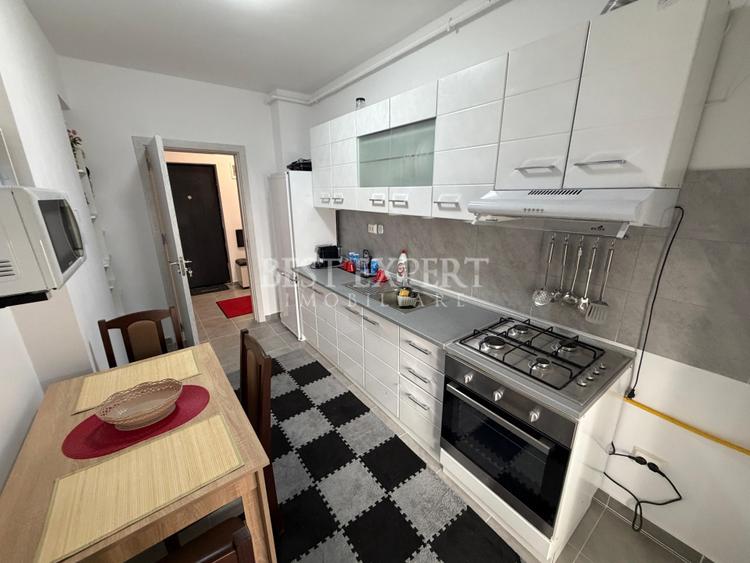 Apartament 2 camere decomandat | Mobilat si utilat | Loc de parcare subteran