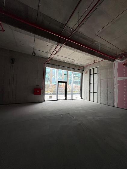 Spațiu comercial de închiriat – Parter