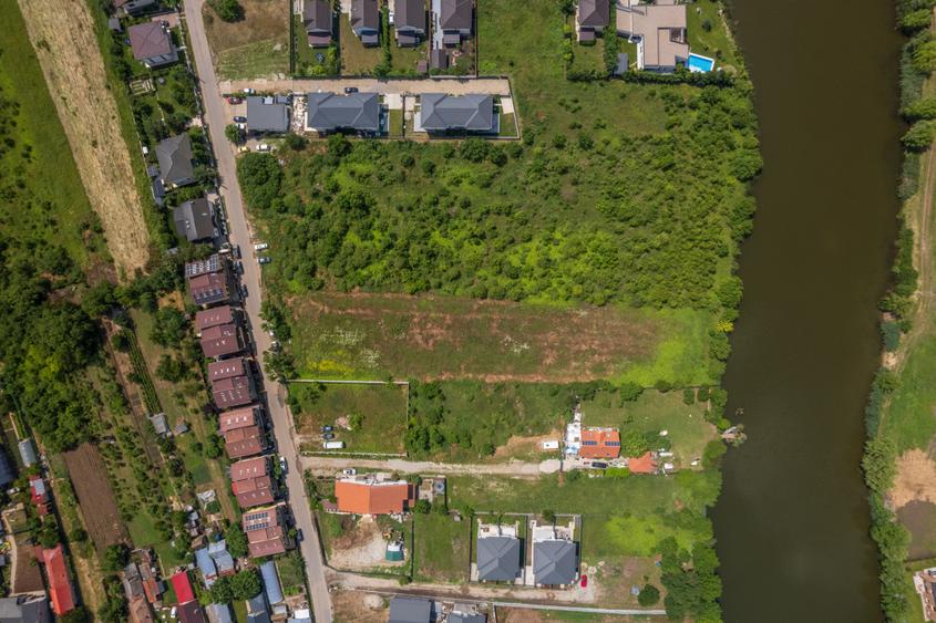 CORBEANCA - SCOLII, TEREN CONSTRUCTII, 5000 MP, LA LAC!