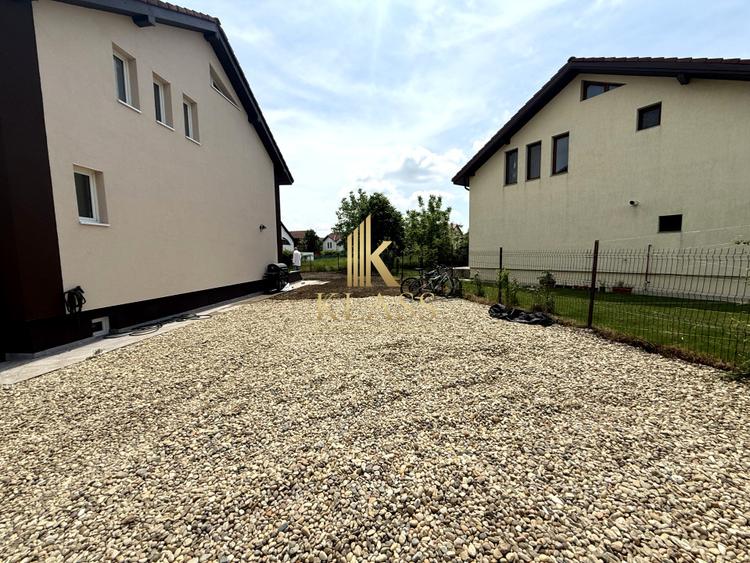 Casa cu 4 camere, pet friendly, curte cu terasă, cartier liniștit în Băneasa